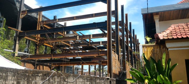 Club Kayu Aya Seminyak Bali
